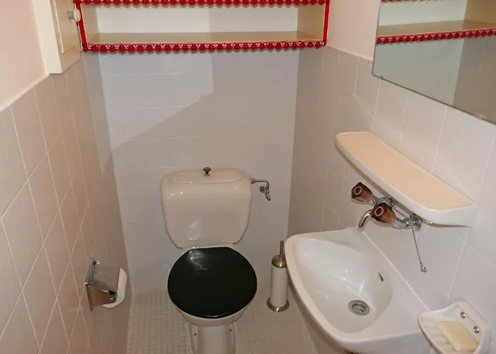 Christiania 2 F7 By Interhome *