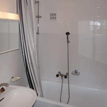 Christiania 2 F7 By Interhome